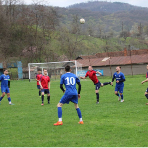 Jocurile etapei a 18-a din eșalonul cinci se desfășoară duminică