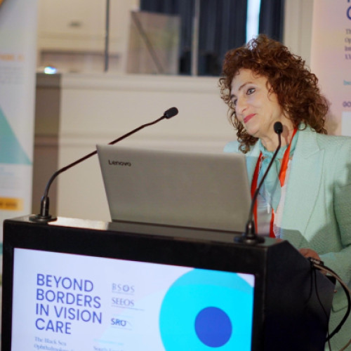 Clujul găzduiește un congres internațional de oftalmologie