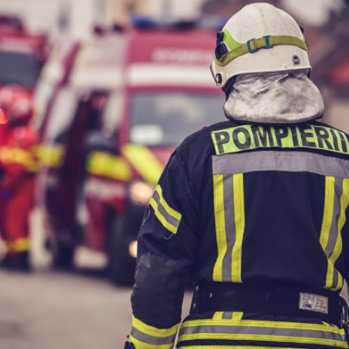 Incendiu la o casă de vacanță în Rogoz