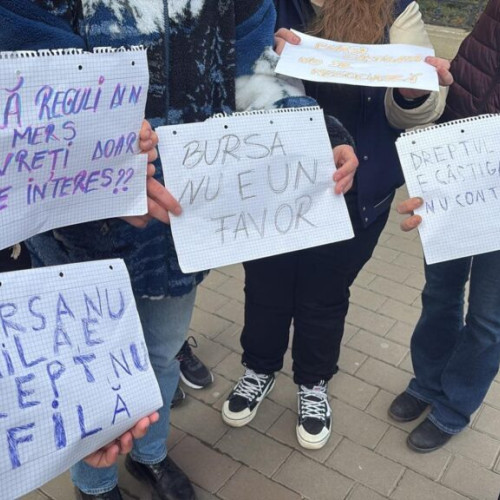 Studenții UAIC protestează împotriva regulamentului burselor