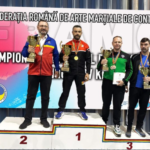 Comisarul-sef Adrian Dochioiu, victorios la Cupa Romaniei la Kickboxing
