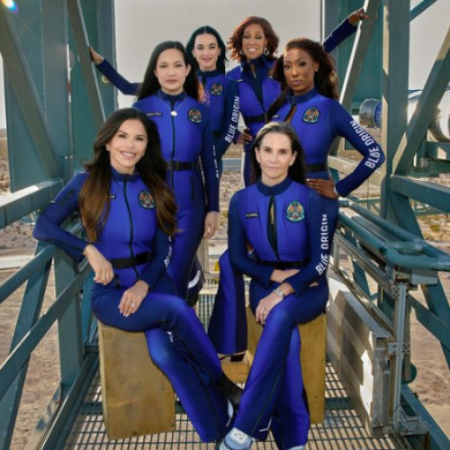 Blue Origin trimite un echipaj format din șase femei la marginea spațiului