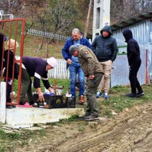 O echipă din Vrancea aduce bucurie familiilor nevoiașe de Paști