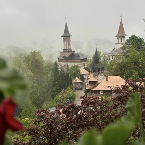Programul slujbelor din săptămâna mare