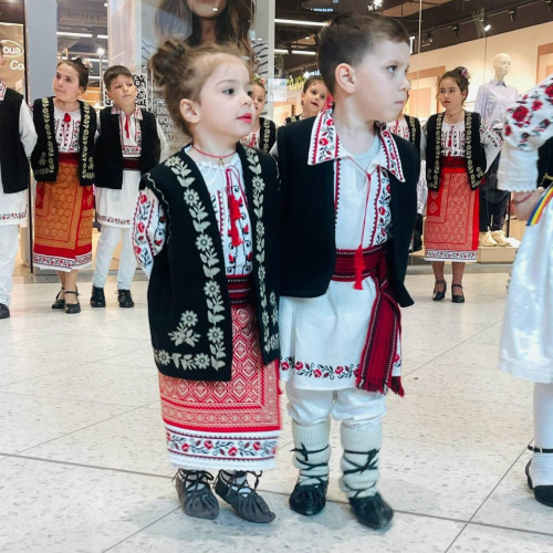 Dambovita Mall sărbătorește Duminica Floriilor cu un spectacol deosebit