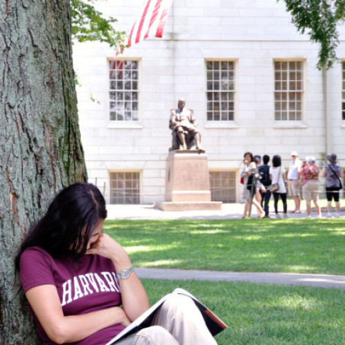 Harvard refuză cererile administrației Trump, generând o tensiune fără precedent