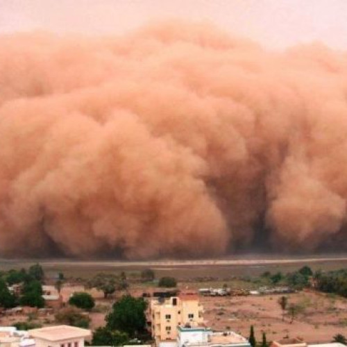 Masa de aer saharian va traversa Romania