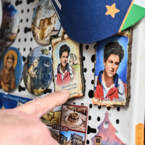 Carlo Acutis devine primul sfânt al Bisericii Catolice din generația mileniului