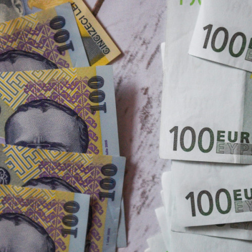 Leul s-a devalorizat față de principalele valute