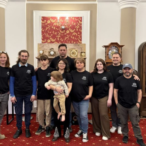 Expoziția lui Mihai Minea aduce istoria timpului în Măgurele