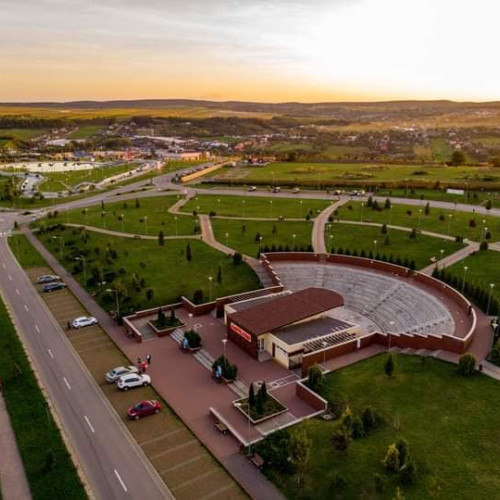 Copiii sunt așteptați la "Goana după ouă de ciocolată" la Cornisa