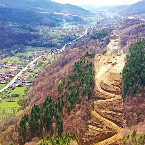 Termenul de finalizare al autostrăzii Sibiu-Pitești, prea optimist, conform directorului CNIR