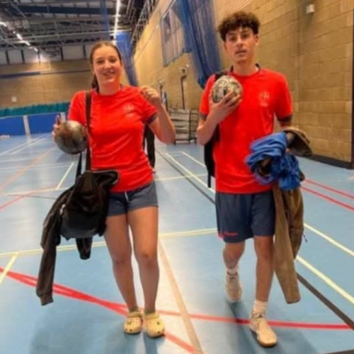 Doi adolescenți din Vrancea promit în handbal