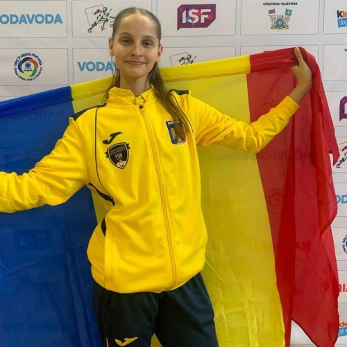 Bianca Costic, eleva de 13 ani din Botoșani, medaliată la Gymnasiade 2025