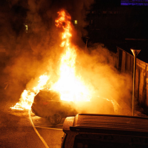 Incendii și atacuri coordonate asupra închisorilor din Franța