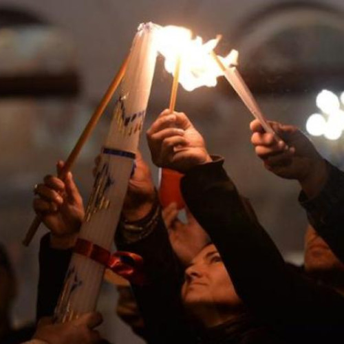 Lumina Sfântă de la Ierusalim ajunge la Cluj de Paște