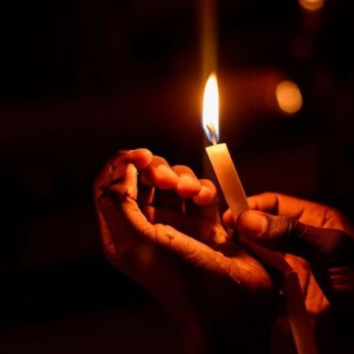 Sfanta Lumina va fi adusa de la Ierusalim sambata seara