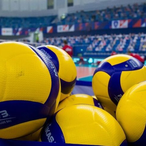 Dinamo București câștigă bronzul în Divizia A