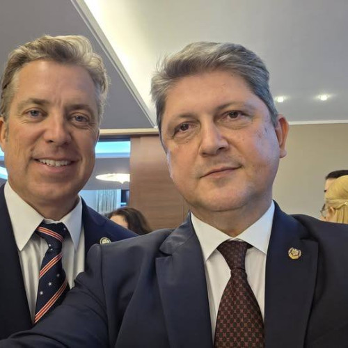 O delegație din Statele Unite vizitează România pentru discuții oficiale