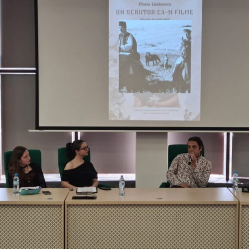 Scriitorul Florin Lazarescu vorbește cu elevii din Iași despre literatura și cinematografie