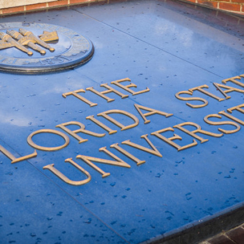 Incident armat la Universitatea din Florida: șase spitalizați, unul în stare critică