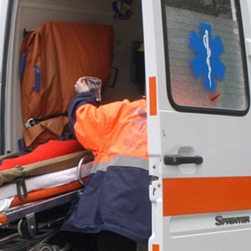 Accident rutier la Traian: o persoană rănită