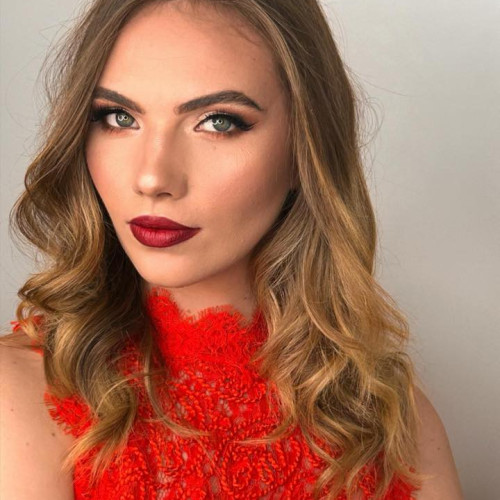 Daniela Niculaesei: Povestea unei românce de succes în lumea modei