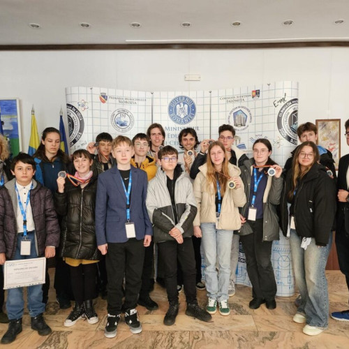 Tinerii fizicieni ieșeni obțin 22 de distincții la Olimpiada Națională de Fizică