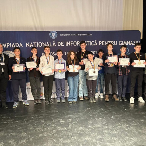 29 de elevi din Iași, premiați la Olimpiada Națională de Informatică