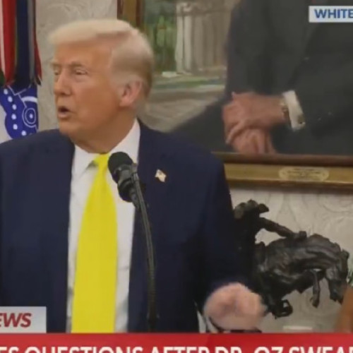 Incident în Biroul Oval: O fetiță lesină în timpul unei ceremonii