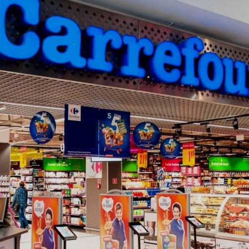 Program special de activitate la magazinele Carrefour