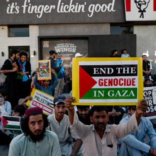 Atacuri asupra restaurantelor KFC în Pakistan din cauza tensiunilor legate de Israel