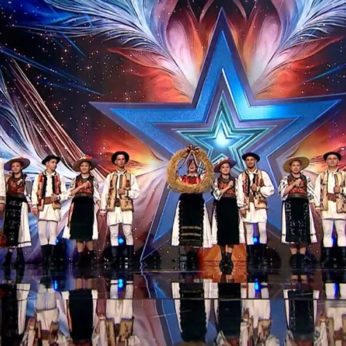 Madalina Oltean, tânăra din Teaca, promovează tradițiile și avioanele