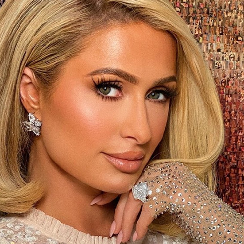 Paris Hilton își extinde amprenta în afaceri și divertisment