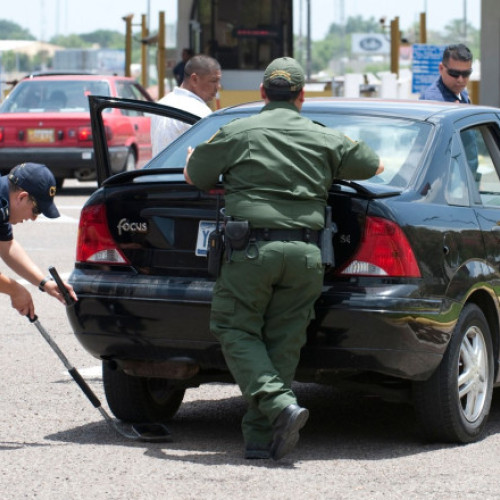 Cetățean american reținut de poliția de frontieră la întoarcerea din Canada