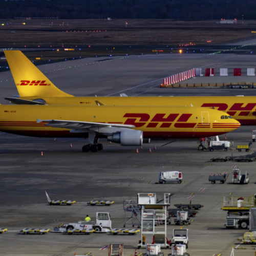 DHL Express suspendă livrările către SUA pentru colete peste 800 de dolari