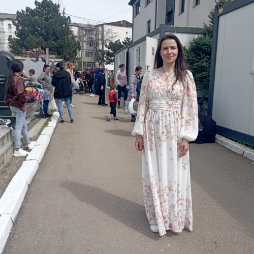 O preoteasă din Botoșani ajută comunitatea de 15 ani