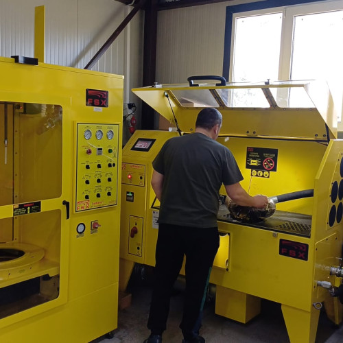 O firmă din Botoșani introduce primul echipament profesional pentru curățarea filtrelor de particule