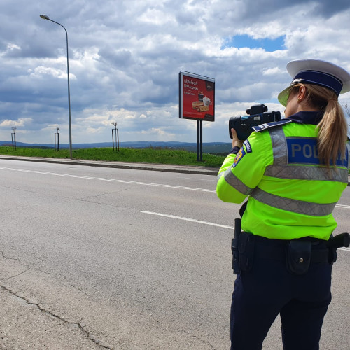 Un bucureștean amendat și rămâne fără permis pentru viteză excesivă