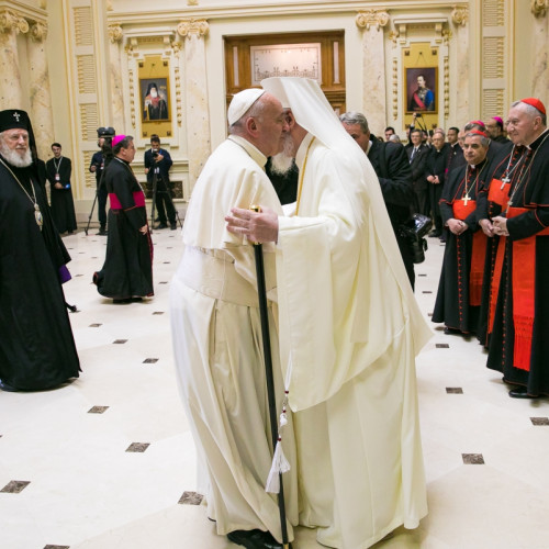 Mesaj de condoleanțe de la Patriarhul Daniel dupa moartea Papei Francisc