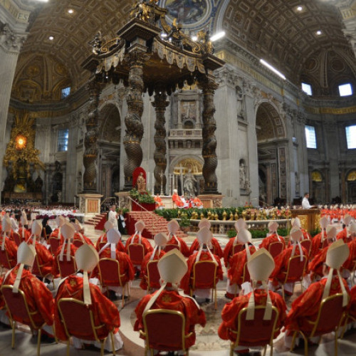 Vaticanul începe pregătirile pentru succesiunea Papei Francisc