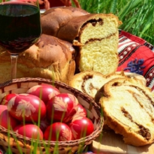 Martea Alba: Traditii si superstitii in Saptamana Luminata