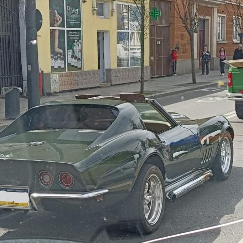 O bijuterie pe patru roți a fascinat Cluj-Napoca