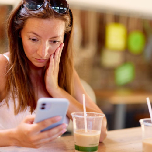 Ministerul francez al mediilor digitale își exprimă îngrijorarea față de hashtag-ul #SkinnyTok