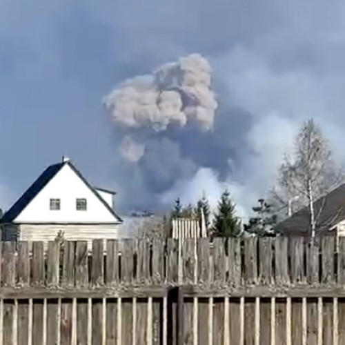 Explozie puternică la un depozit de muniții în regiunea Vladimir