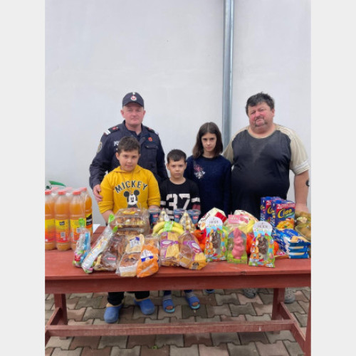 Pompierii bihoreni aduc speranță în ajunul Paștelui