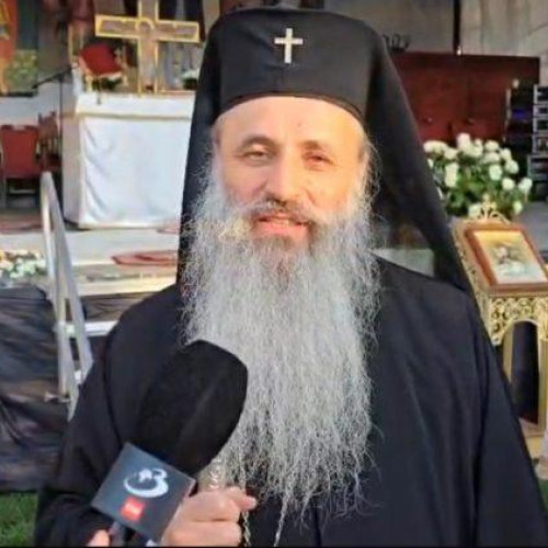 IPS Teofan transmite un mesaj de sărbătoare botosănenilor