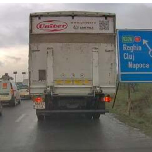 Locuitorii din Apahida cer largirea drumului de centura