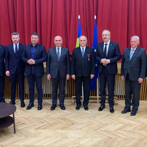 Ceremonia de acordare a Ordinului Național &quot;Steaua României&quot; deputatului Ovidiu Gant