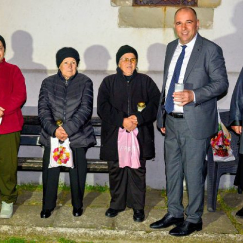 Primarul Gabriel Dumanica participă la slujba de Înviere în comuna Afumați